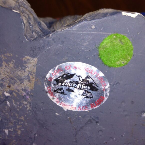 Glacial Ice Age Sculpture Alaska Gray Resin Eskimo Inuit Child Dog Sled Carved - Picture 6 of 6